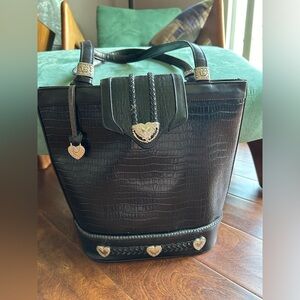 Faux Brighton Embossed Croc Black Shoulder Bag. Silver hearts & feet.